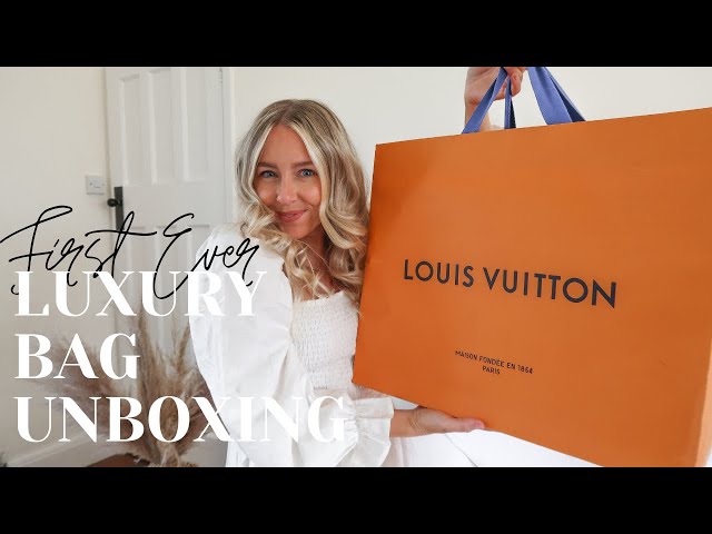 Louis Vuitton Series: Unboxing the NeoNoe 🛍in Damier Ebene w/ Venus  colored Leather Plus Try On 🥰 