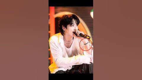 So Similar tho 👀 #lisa #jungkook #liskook #bts #blackpink #vsoo #jirosé #shorts