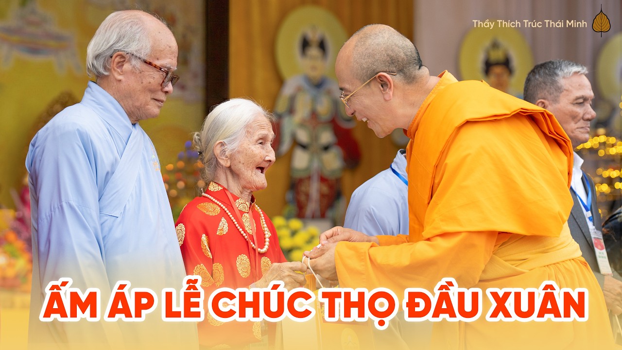 Chúc các cụ ông, cụ bà sống vui, sống khỏe | Ấm áp lễ chúc thọ đầu xuân tại chùa Ba Vàng