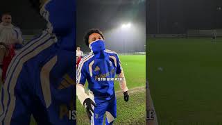 "Lietpaltis skirtas silpniems žmonėms!". Cituojant WESTON MCKENNIE!