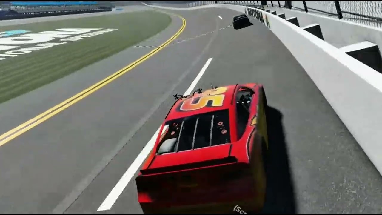 Lightning McQueen crash on Roblox just daytona