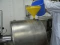 Массажер мяса вакуумный (маринатор) ИПКС-107-100(Н) на коптильном производстве. Маринование мяса.
