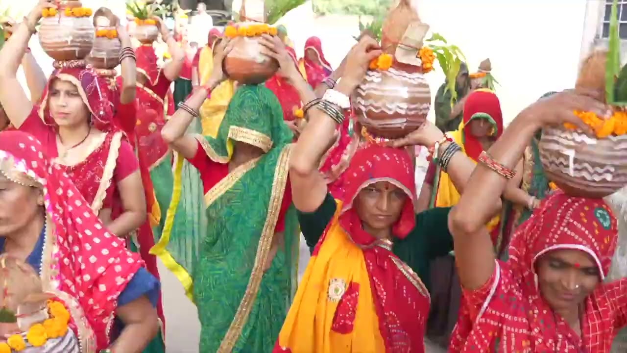 हस्मपुरा में भोमिया जी महाराज  की मूर्ति स्थापना और  भोमिया जी महाराज को दी गई गद्दी 🙏🏻🙏🏻🙏🏻