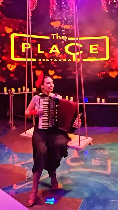 Girl plays beautiful music 🎶 #accordion #elenastenkina #beautifulmusic
