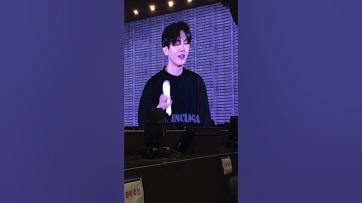 한 페이지가 될 수 있게 부르던 중 응원법 따라하는 에리에게 질투하는 백현이ㅋㅋ #exo #엑소 #백현 #baekhyun #론스달라이트 #데이식스 #한페이지가될수있게