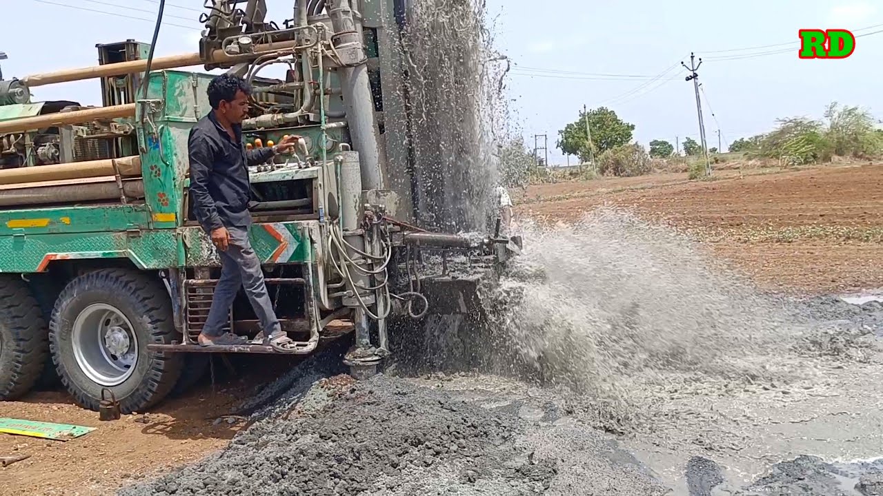 बोरवेल पानी | 628 फीट पे खतरनाक पानी | 30 HP मोटर का पानी आया | Gujarat borewell | Radhika drilling
