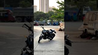 Black Hero Xtreme 125R