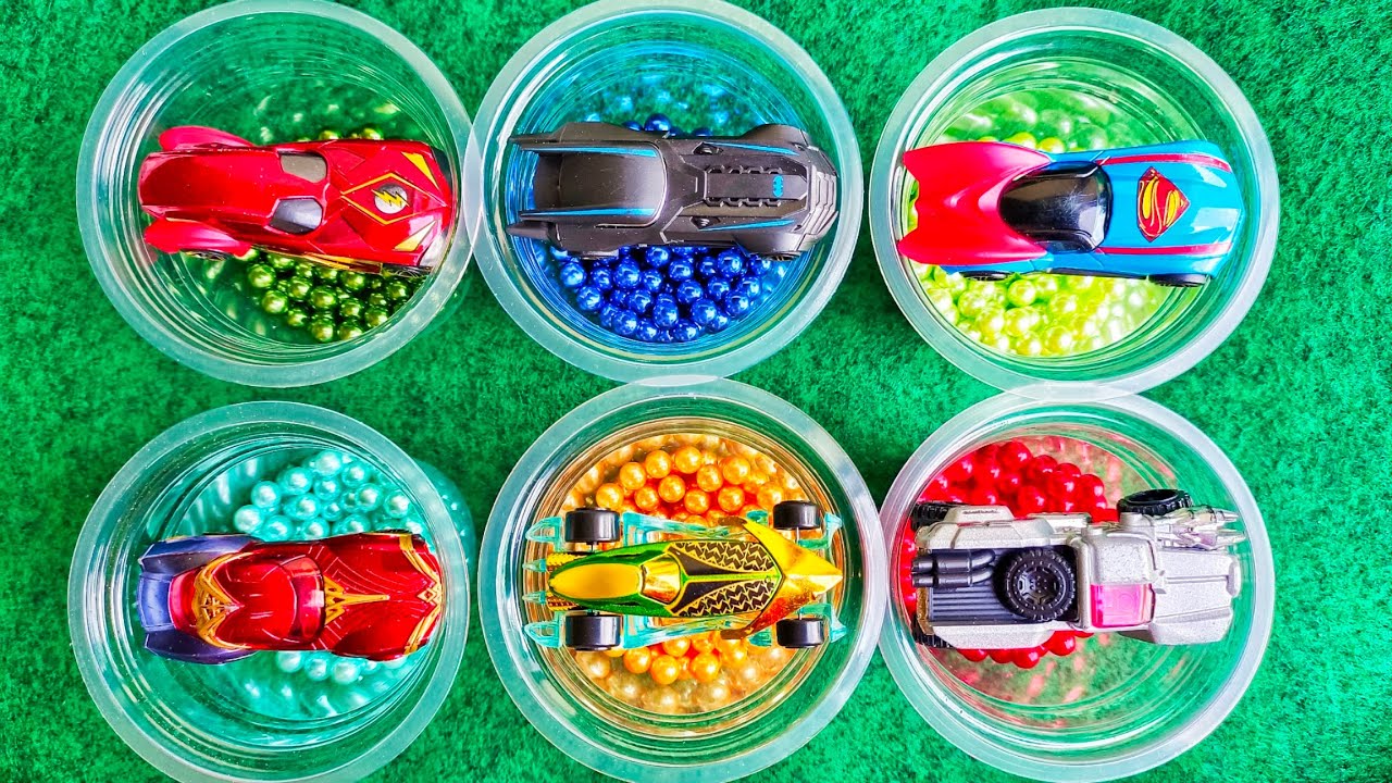 Spiderman across the spiderverse, spiderman car, batman car, flash