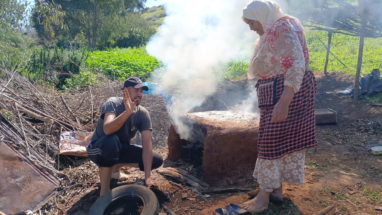 مكم ناجية الفران بنات ولدها خبز الخبيزات