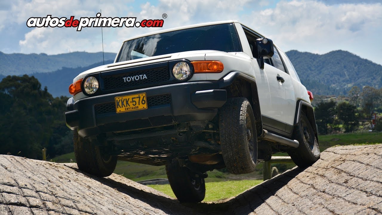 Nueva Toyota Fj Cruiser 2018 Pruebas En Pista 4x4 Youtube