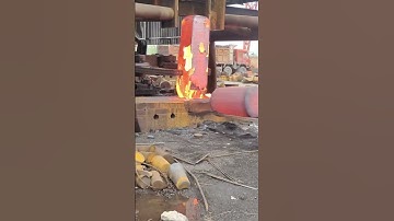 Forging giant rectangular iron columns  | Amazing heavy duty forge video
