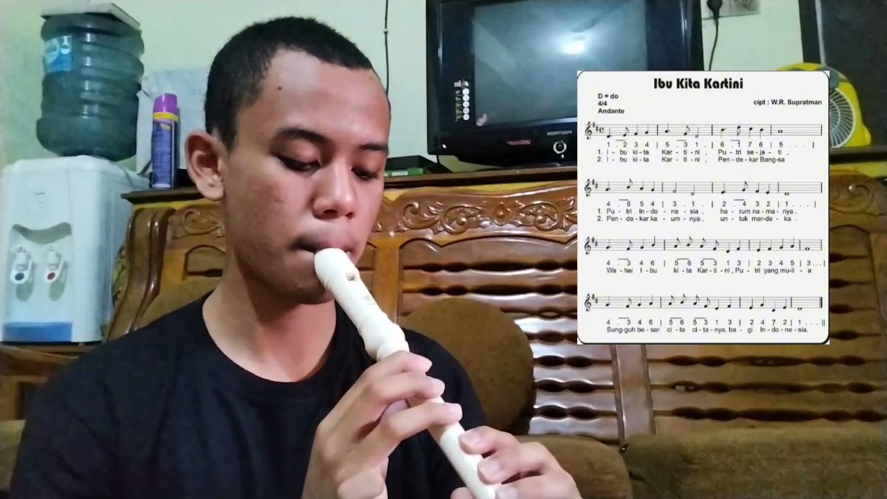 Tugas Seni Musik: Memainkan Recorder Lagu “Ibu Kita Kartini”