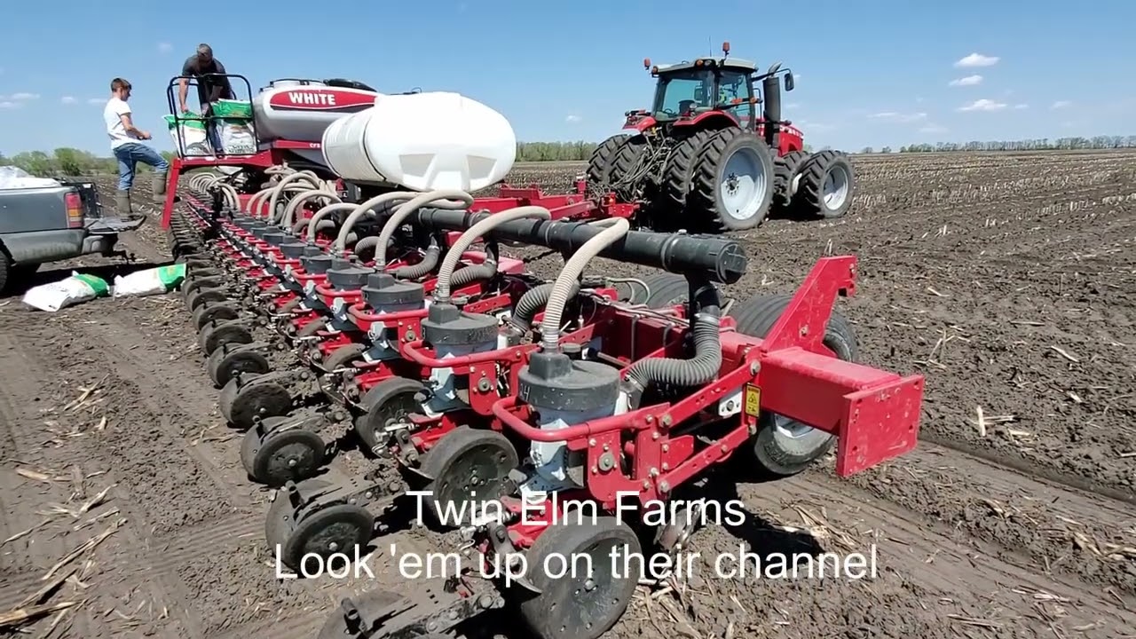 Planting Corn in Manitoba 2022 YouTube