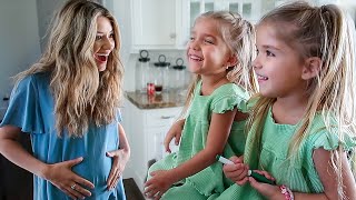 Telling Taytum and Oakley I'm PREGNANT again..(HILARIOUS REACTION)