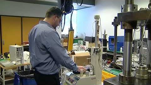 IwannaB on ch7 S01E01 Geophysicist