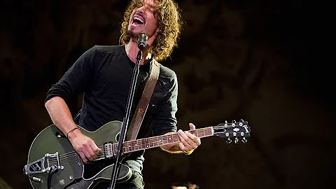 Corey Taylor - Hunger Strike (Chris Cornell Tribute @ Rock on the Range 2017)