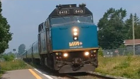 Train 33,24 in Casselman. June 29, 2023
