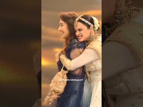 Two Beauties on floor |Madhuri Dixit Rekha Ji #shorts #youtubeshorts