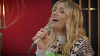 Ella Henderson - Young [ Live Video]