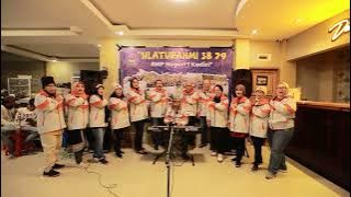 Nyanyi lagu MARS SMP Negeri 1 Kediri# 3 B79 SMP Negeri 1 Kediri