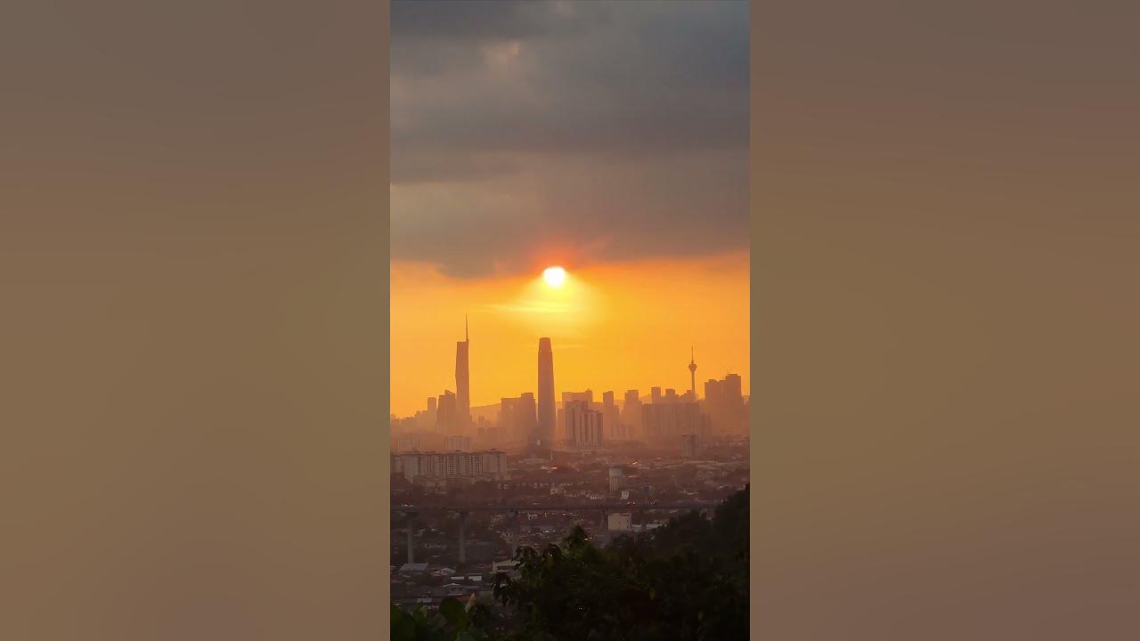Golden Hour at Kuala Lumpur Selangor Malaysia #goldenhour #music #song #violin Golden Hour at Kuala Lumpur Selangor Malaysia #goldenhour #music #song #violin