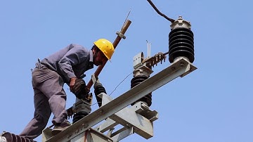 Isolator Maintenance Practice in 25 KV OHE / TRD Railways in Hindi