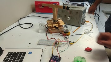 Grua controlada con Arduino, autónoma!