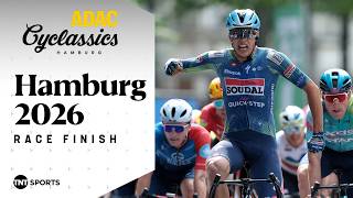 TOTAL DOMINATION 😮‍💨 | 2025 Men's ADAC Cyclassics Hamburg Race Highlights | TNT Sports Cycling