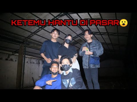 Berburu Hantu X Kambing Team