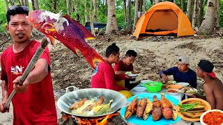 Cukup di depan Camp kami berburu ikan, gurita dan kerang buat makan siang