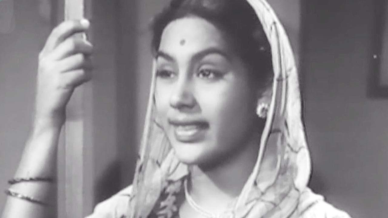 Suryakant | Kanchan Ganga | Old Classic Marathi Movie Scene 4/10 - YouTube