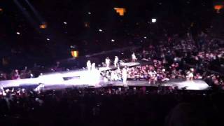 Genie-SNSD @ Madison Square Garden