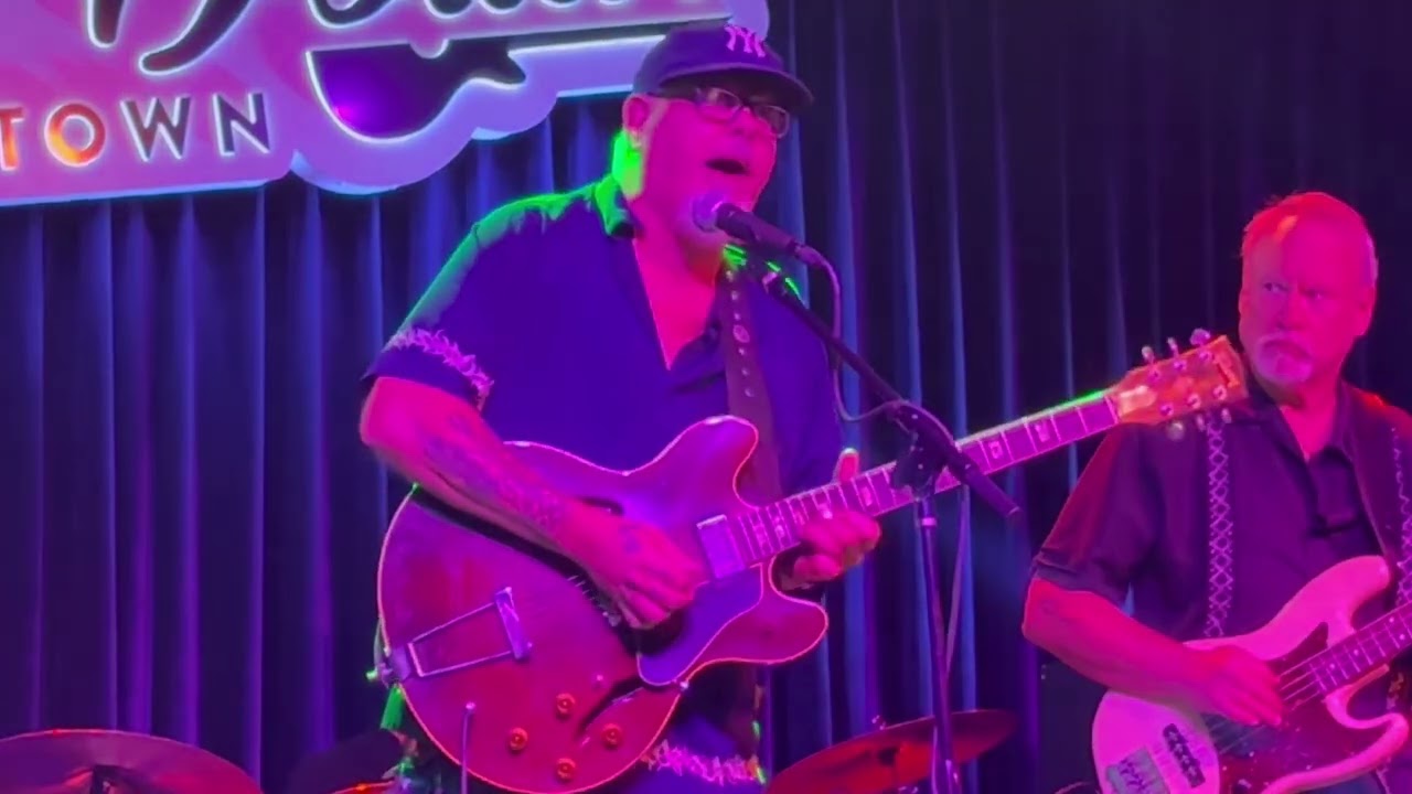 How Blue Can You Get - Chris Tofield