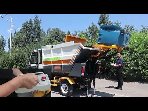 Chinese electric garbage truck in ACTION!