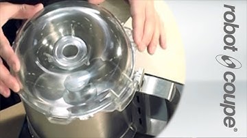 Robot-Coupe R 301 video - chopping onions