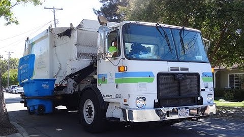 Autocar ACX Heil DuraPack Python