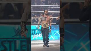 Champion ka comeback — jab entry hi game change kar de 💥👑 #WrestleMania #WWEChampion #TribalChief