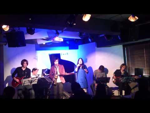 東京　ボイストレーニング　モア東京ボーカル教室　アコースティックLIVE2014　『No One』　出演者：山城夏奈子さん
