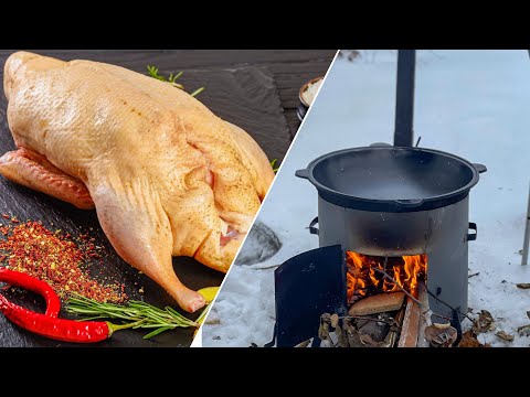 Мясо тает на языке! Гусь в казане по деревенски на костре.