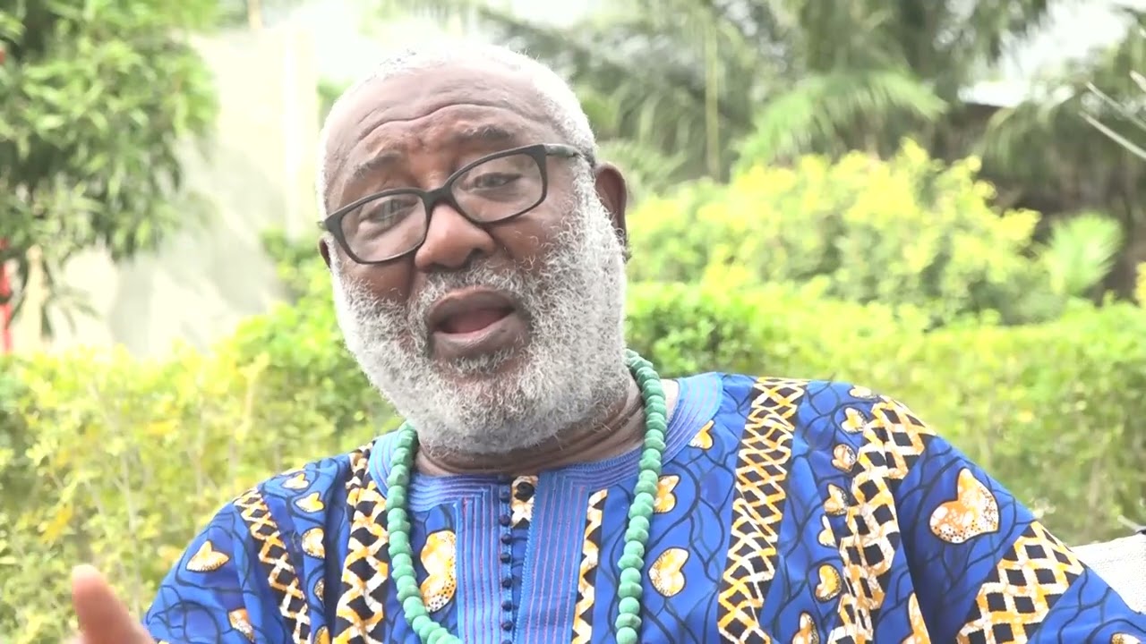 Différence entre Ata Kpessou et Épé Ékpé, la pierre sacrée prise à Glidji pour le nouvel an Guin .