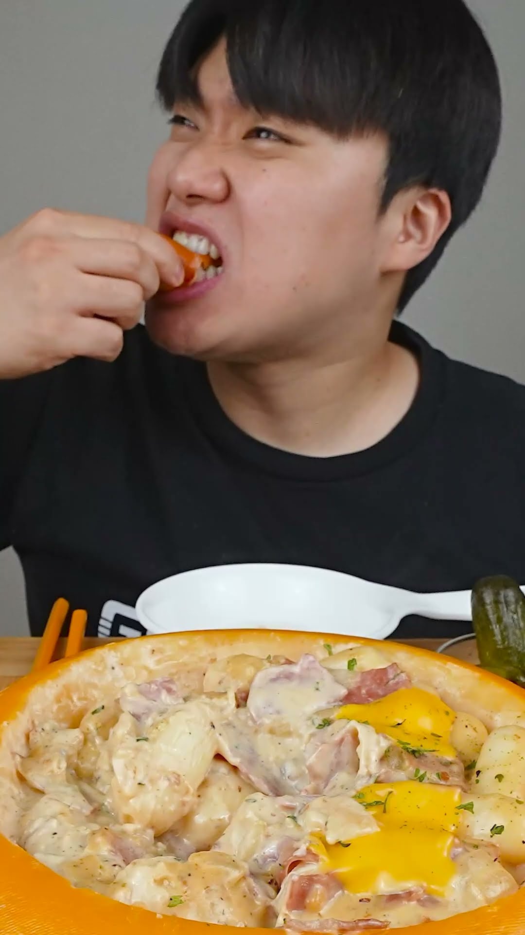 Fire noodle \u0026 Sausage \u0026 tteokbokki ??? #shorts
