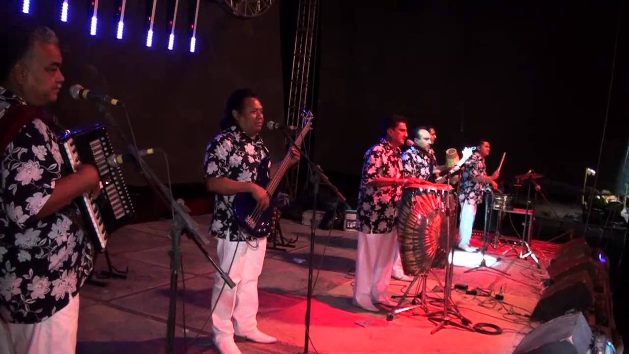 ACAPULCO TROPICAL la hojita)