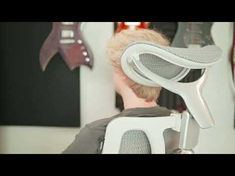 Auto Lumbar Tracking, Massage, Ventilation & Heating — This Chair Is Insane!