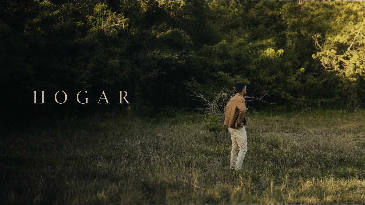 Guarda ETEFEEL - HOGAR (Visualizer) su YouTube Guarda ETEFEEL - HOGAR (Visualizer) su YouTube