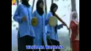 Wafiq Azizah-WAHDANA.mpg