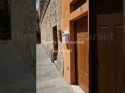 Travel Italy: Walk through Colle di Val d'Elsa to City Walls