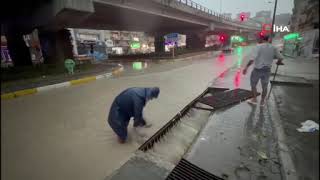 Kuşadası’nda Dakikalar Yetti: Sağanak Geldi, Ana Arterler Su Altında Kaldı