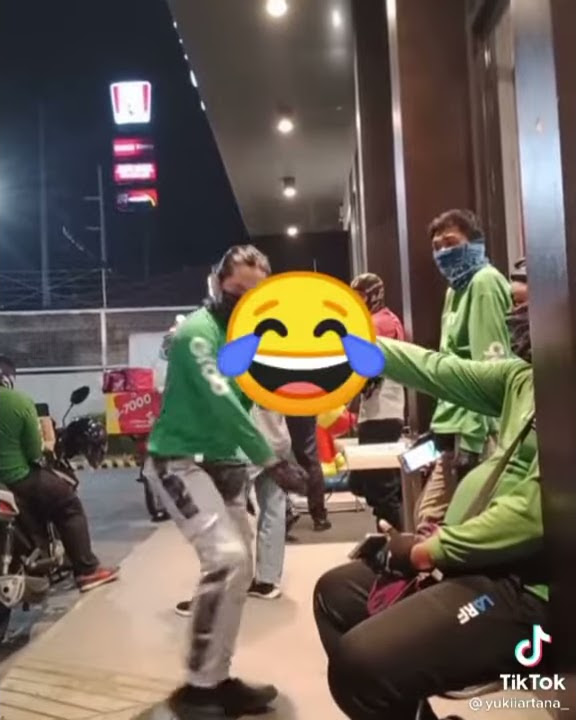 Goyangan abang Grab. Story WA Instagram tiktok 30 detik lucu unik keren menarik cantik imut seksi