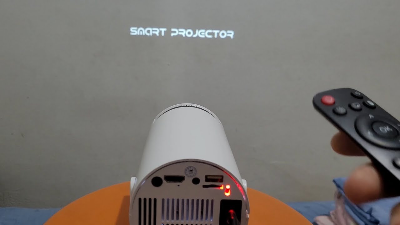projetor hy300 travado na tela mart projector - YouTube