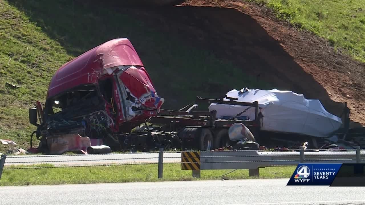 Coroner releases name of driver killed in crash while hauling boats in ...